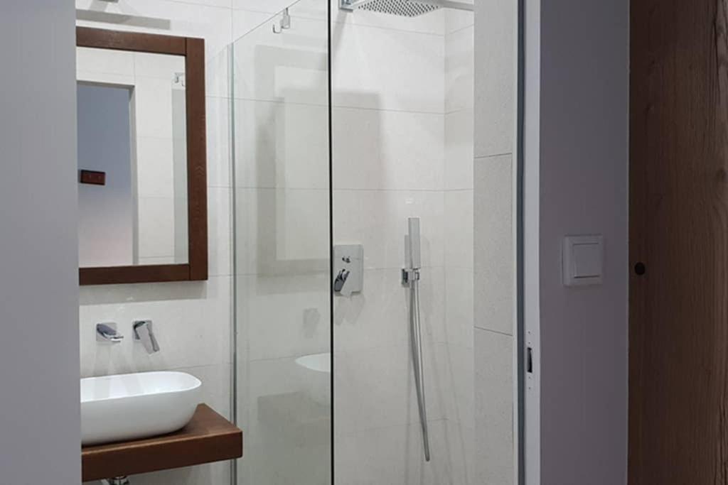 Boutique 109 - Old City, Luxury Apt. With A Garage Krakau